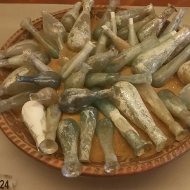 06_glassampulestarquinia